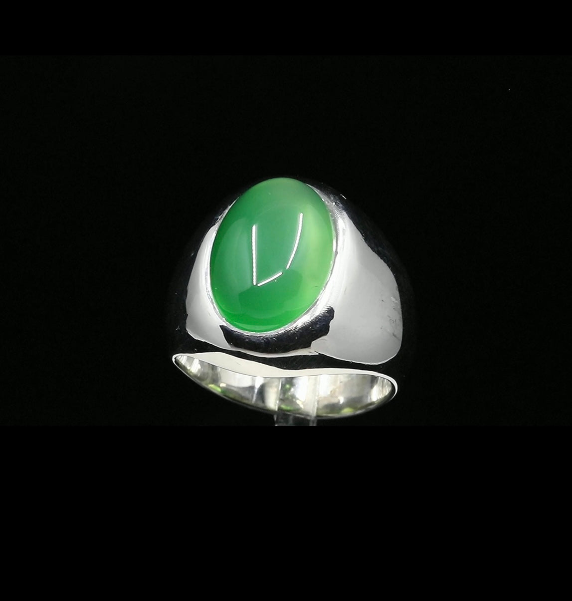 Synthetic Green Chatoyant Signet Ring