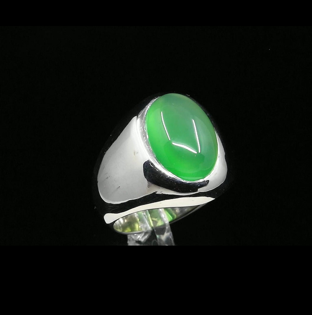 Synthetic Green Chatoyant Signet Ring